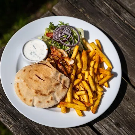 Semesteranläggning (resort) U Musa